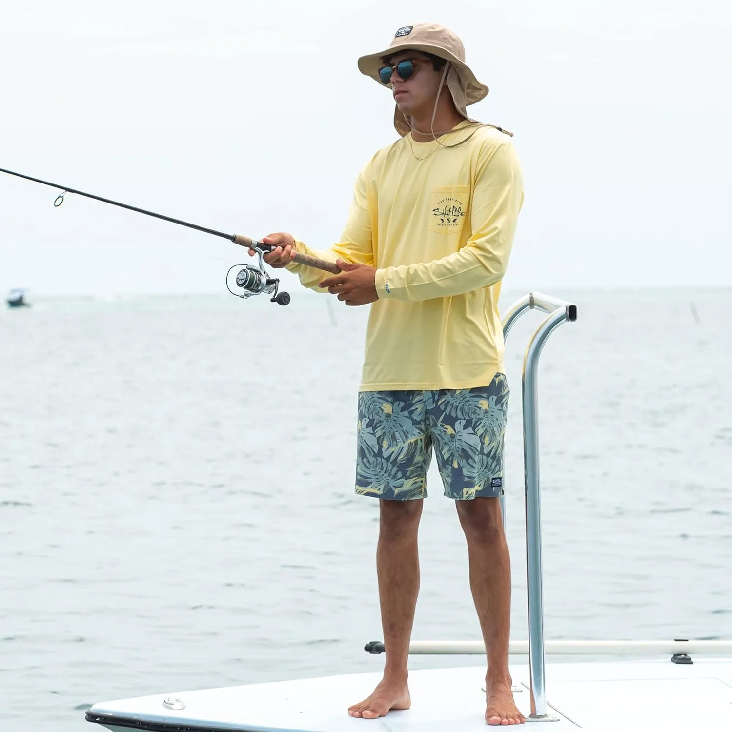 Salt Life Men's Loungin' Boardshort