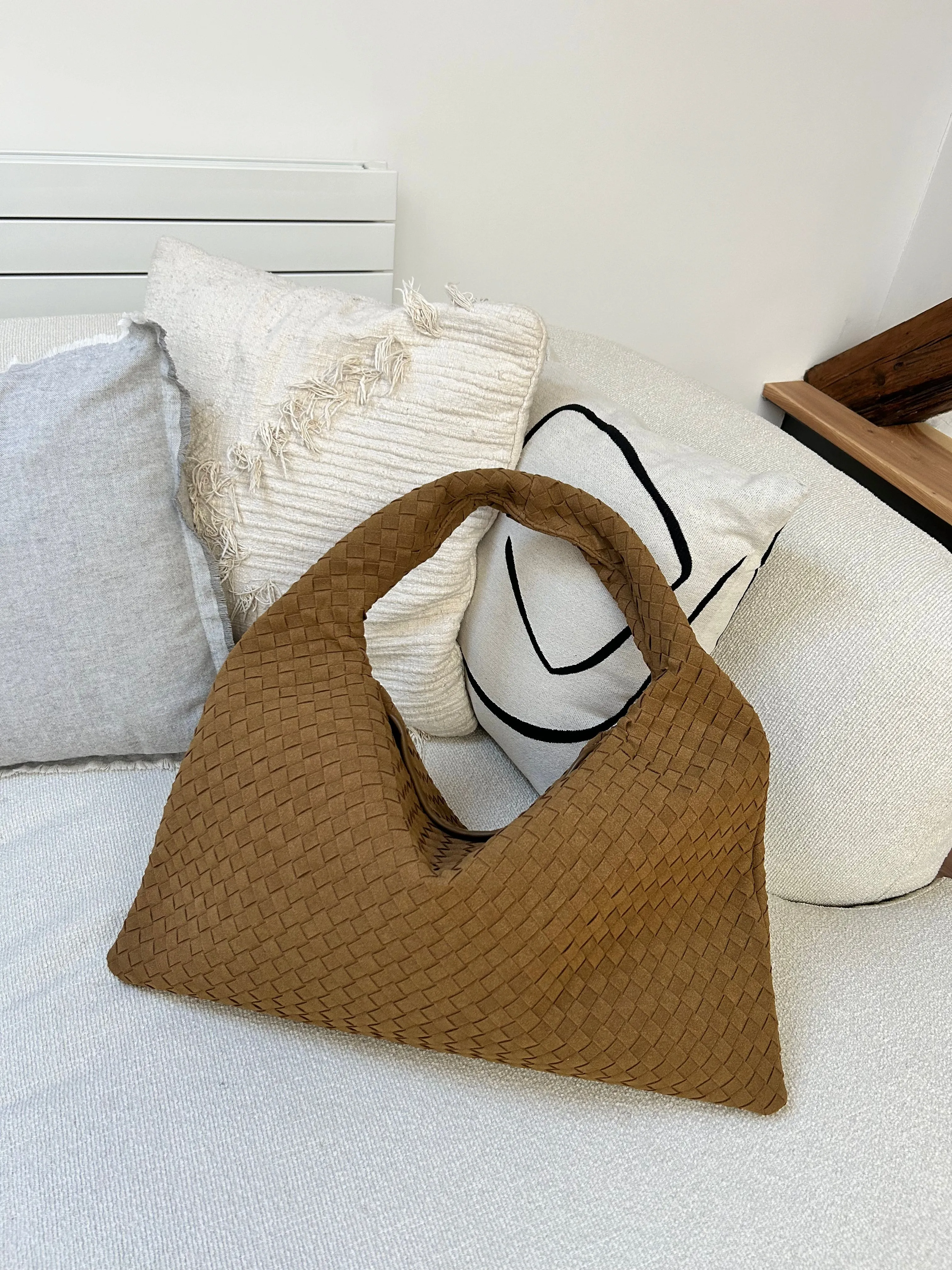 Slouchy Large Capacity Shoulder Bag in Woven Design