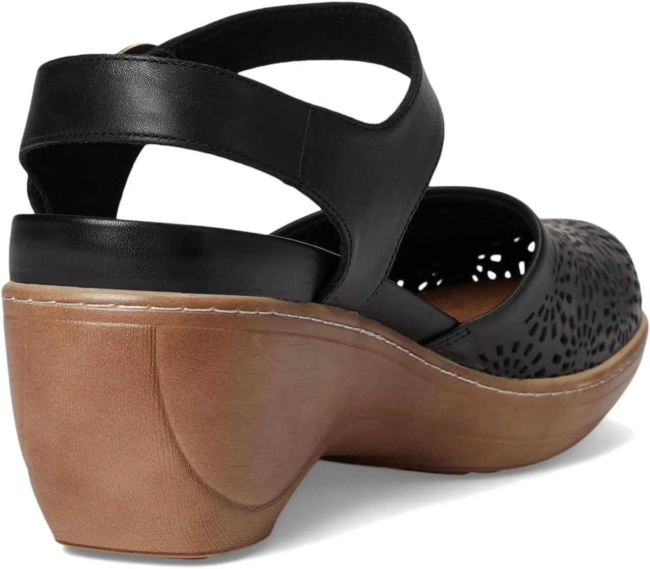 SoftWalk Women's Mabelle Perf Clog