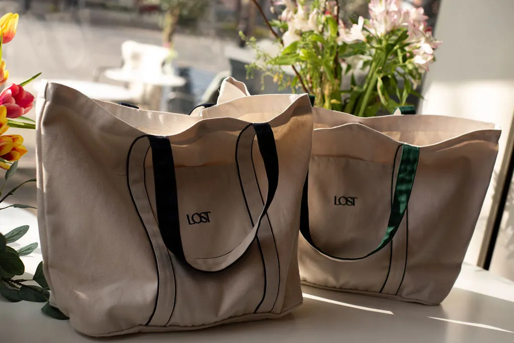 The Court Tote