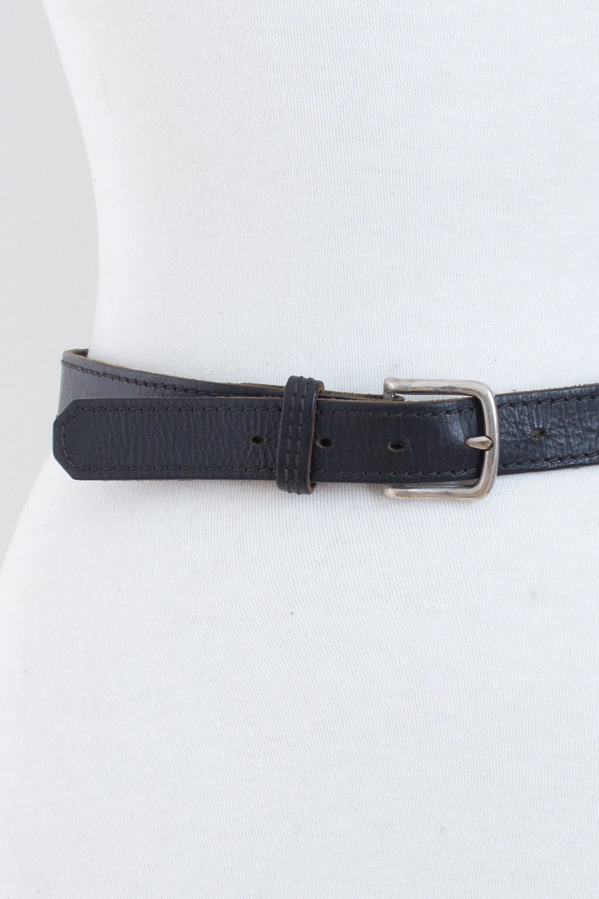 Thin Black Leather Belt with Silver Buckle - Size 28"-32" / M