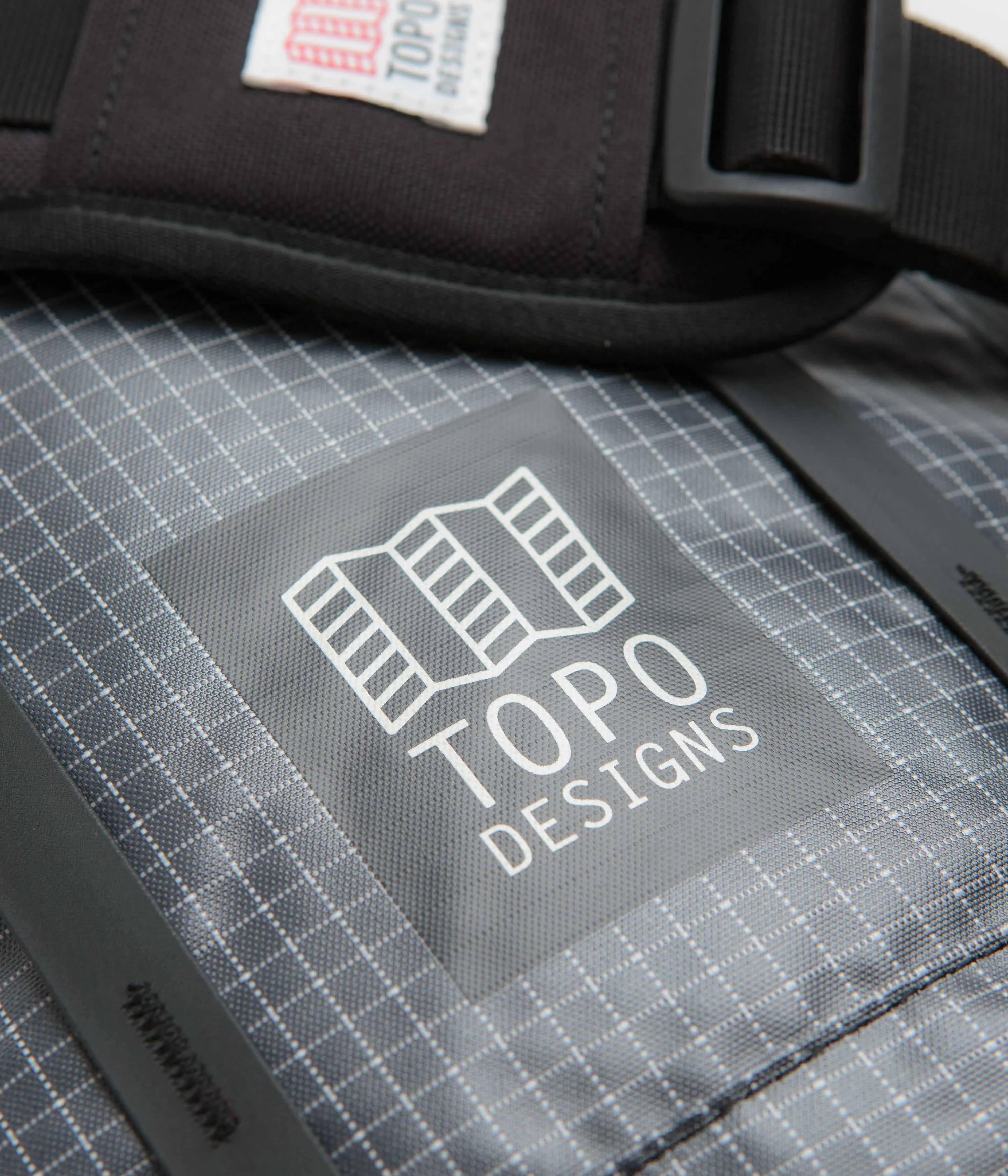 Topo Designs Apex 30L Travel Bag - Black