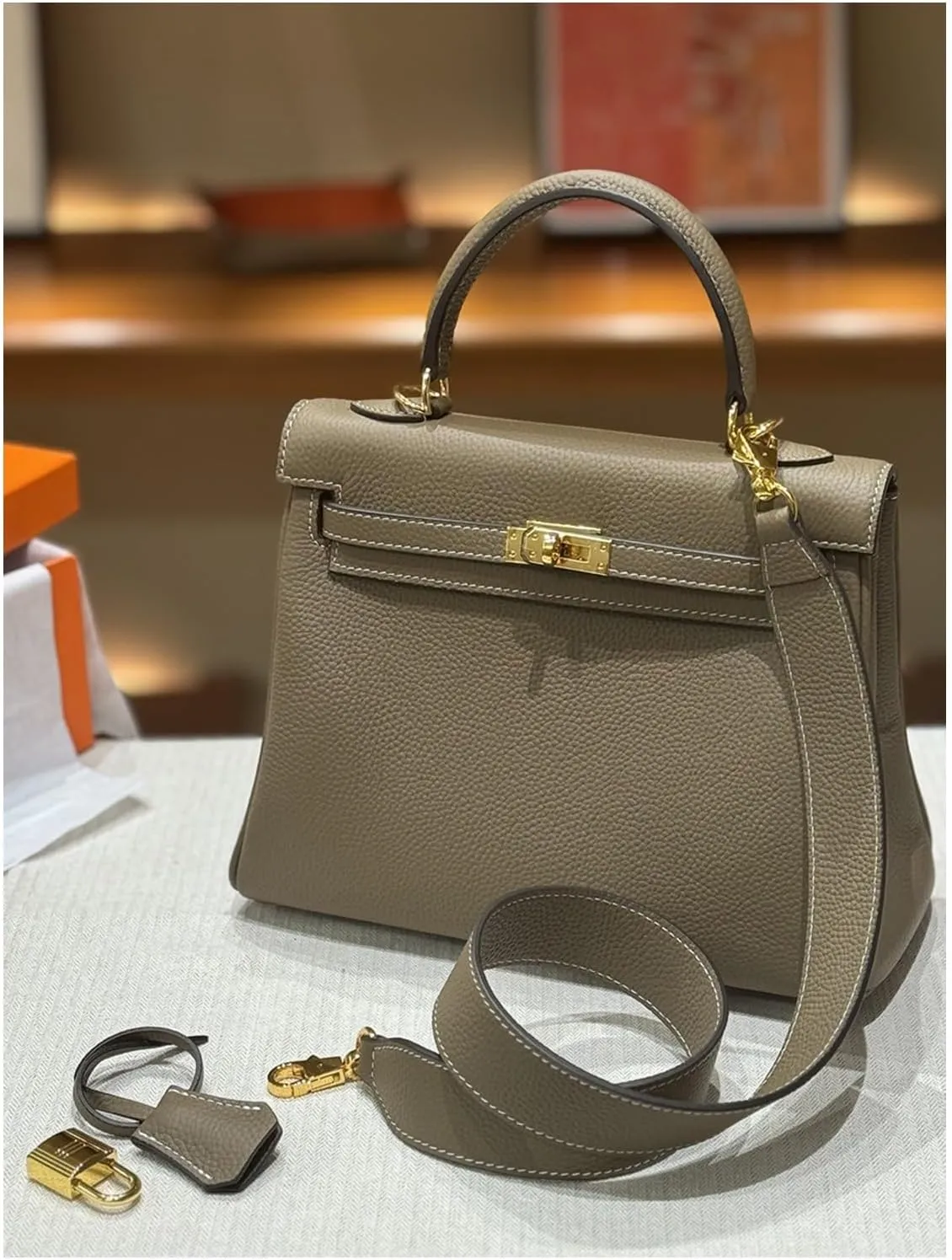 Tote Bag for Women, Genuine Leather Top Handle Handbag, Fashion Vintage Shoulder Bag, Crossbody, With 2 strap.