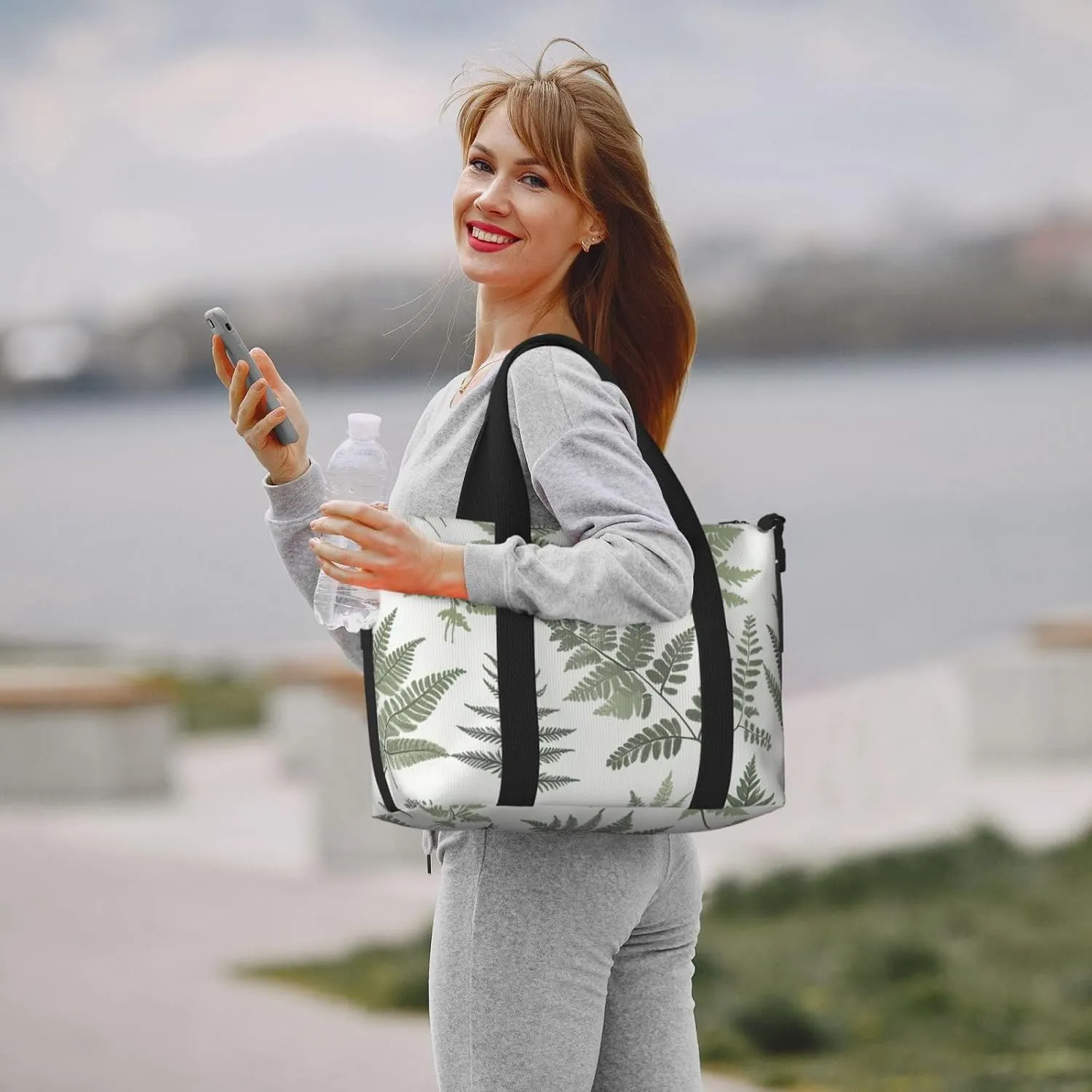 Travel Duffle Bag Ferns Leaves Pattern Weekender Overnight Bags Luggage Bag for Women Men Waterproof Sports Gym Bag Hand Bag with Shoulder Strap