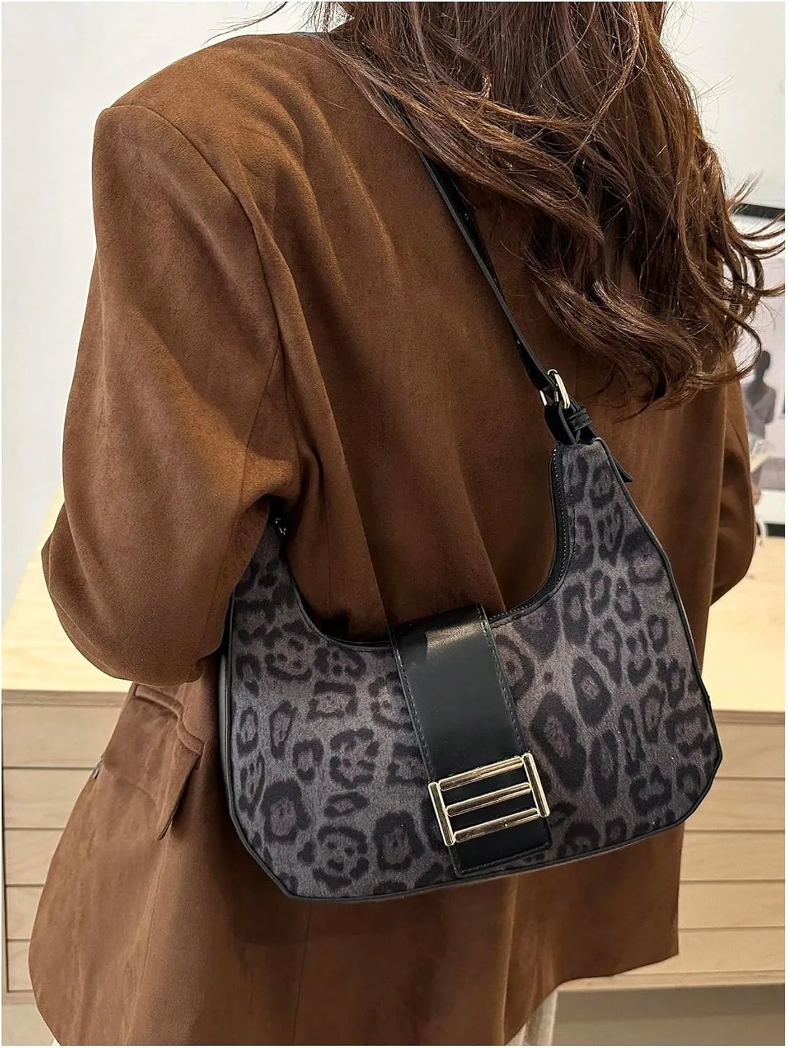 Verdusa Women's PU Leather Hobo Bag Small Purse Zipper Top Handle Bag Crescent Shoulder Bag