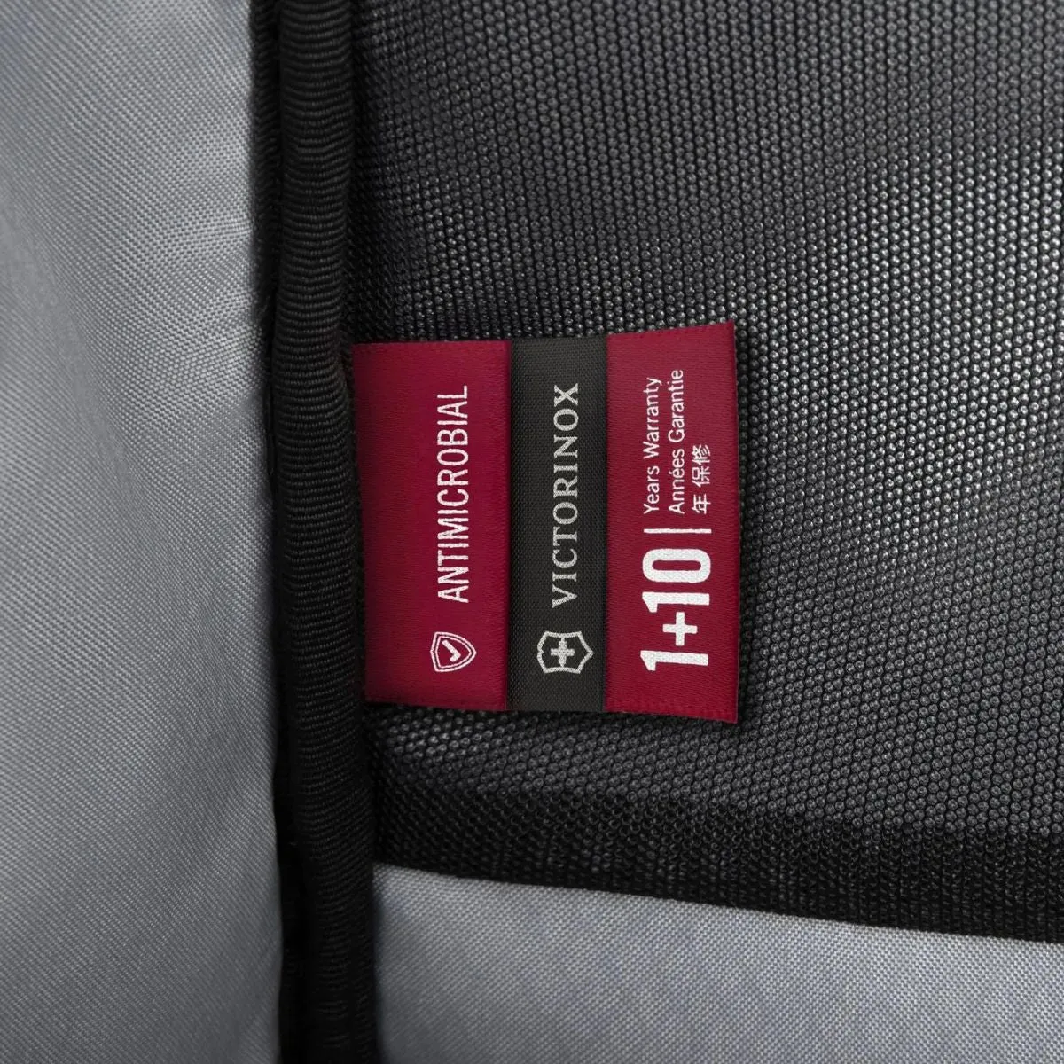 Victorinox Touring 2.0 Travel 2-in-1 Duffel - Grey