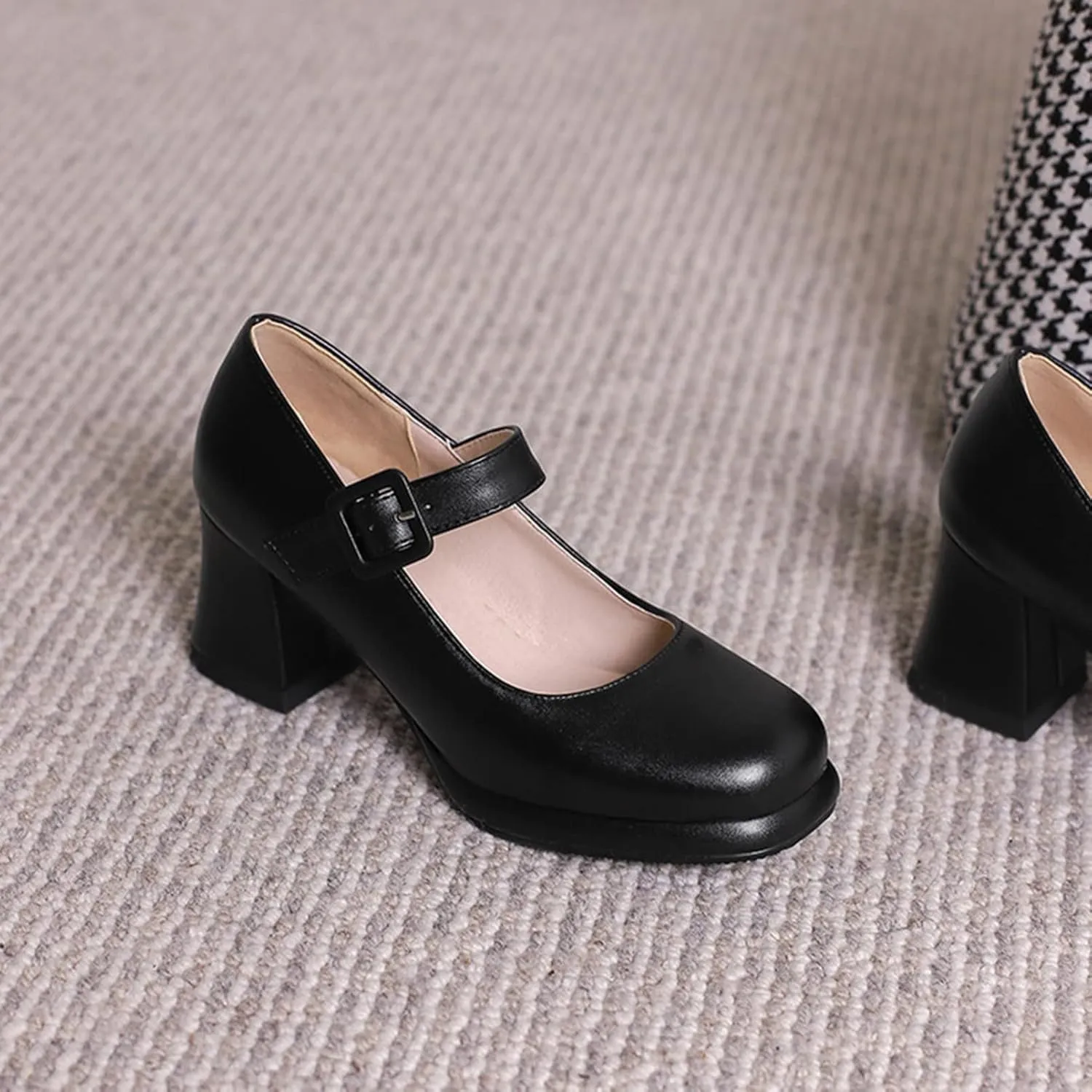 Women's Chunky Heel Mary Jane Dress Shoes Square Toe Buckle Strap Classic Platform Block Heeled Pumps