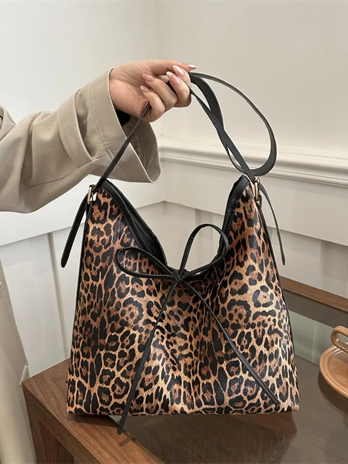 Women's Leopard Tote Shoulder Bags Vintage Bow Knot Large Capacity Hobo Bag Cheetah Purse